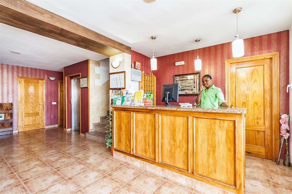 Hotel Al-Andalus Nerja Buitenkant foto