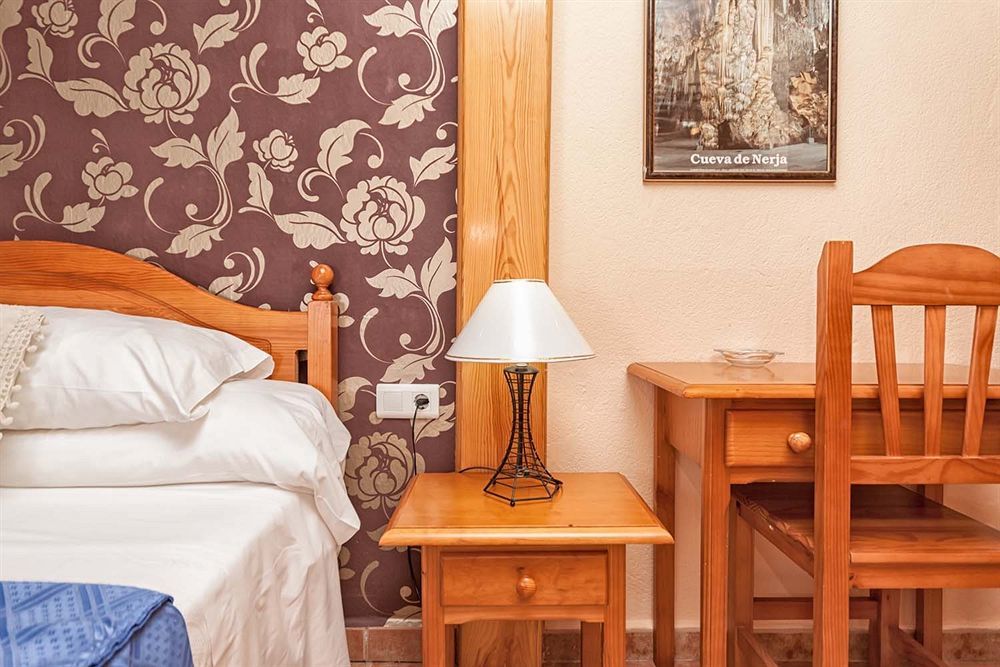 Hotel Al-Andalus Nerja Buitenkant foto